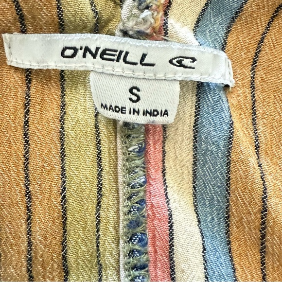 O'Neill‎ Tank Top Size Small EUC V-neck - Picture 3 of 4